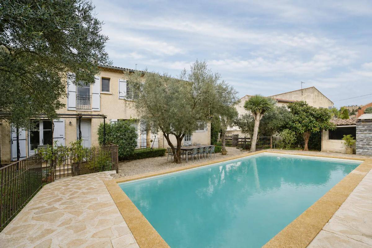 Maison à MONTFAUCON