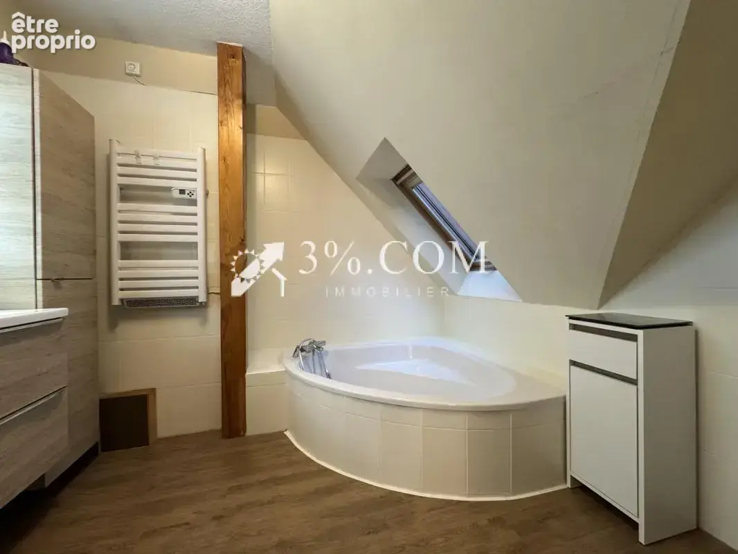 3%COM Très beau F3 avec terrasse- parking- cave - photo 11
