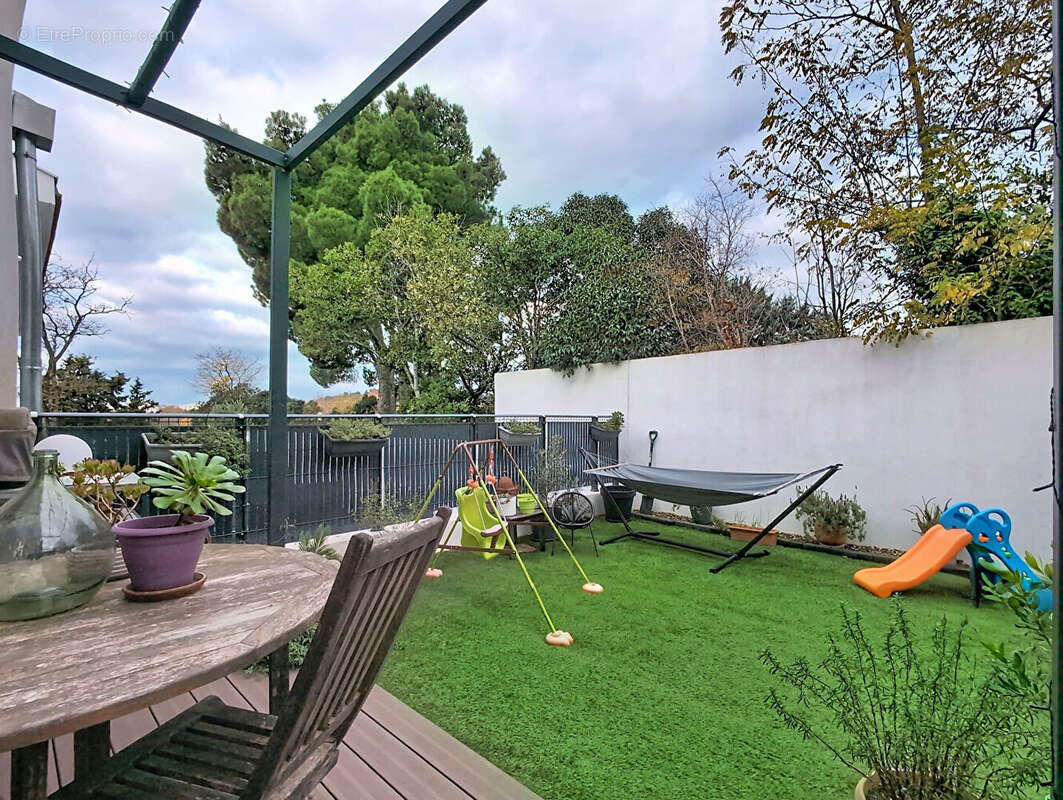 Appartement à MARSEILLE-11E