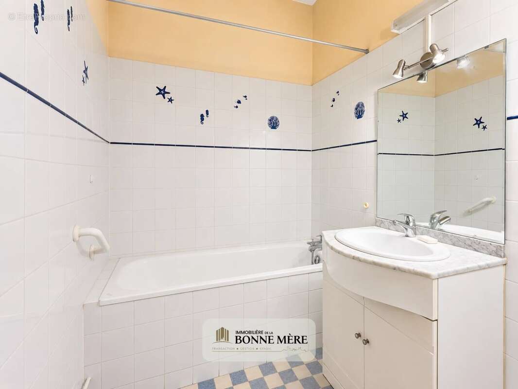 Appartement 49 m² à Marseille-2e  - photo 8