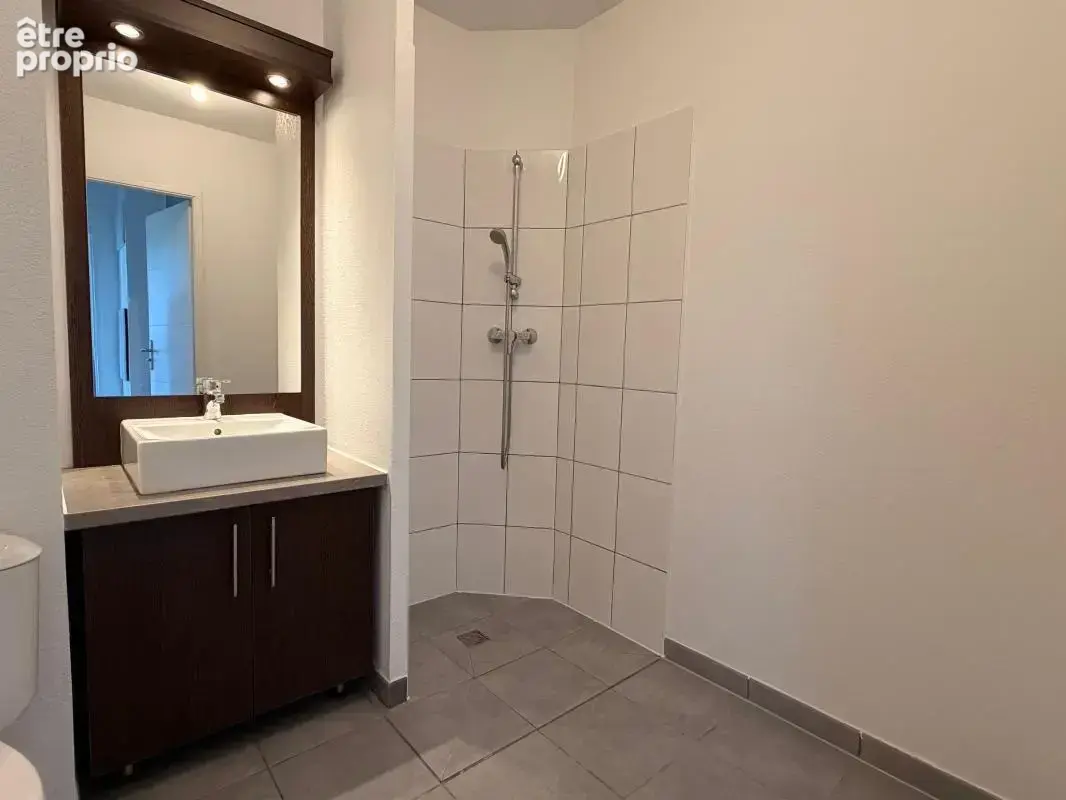 Appartement t2 - parking sous sol - photo 8