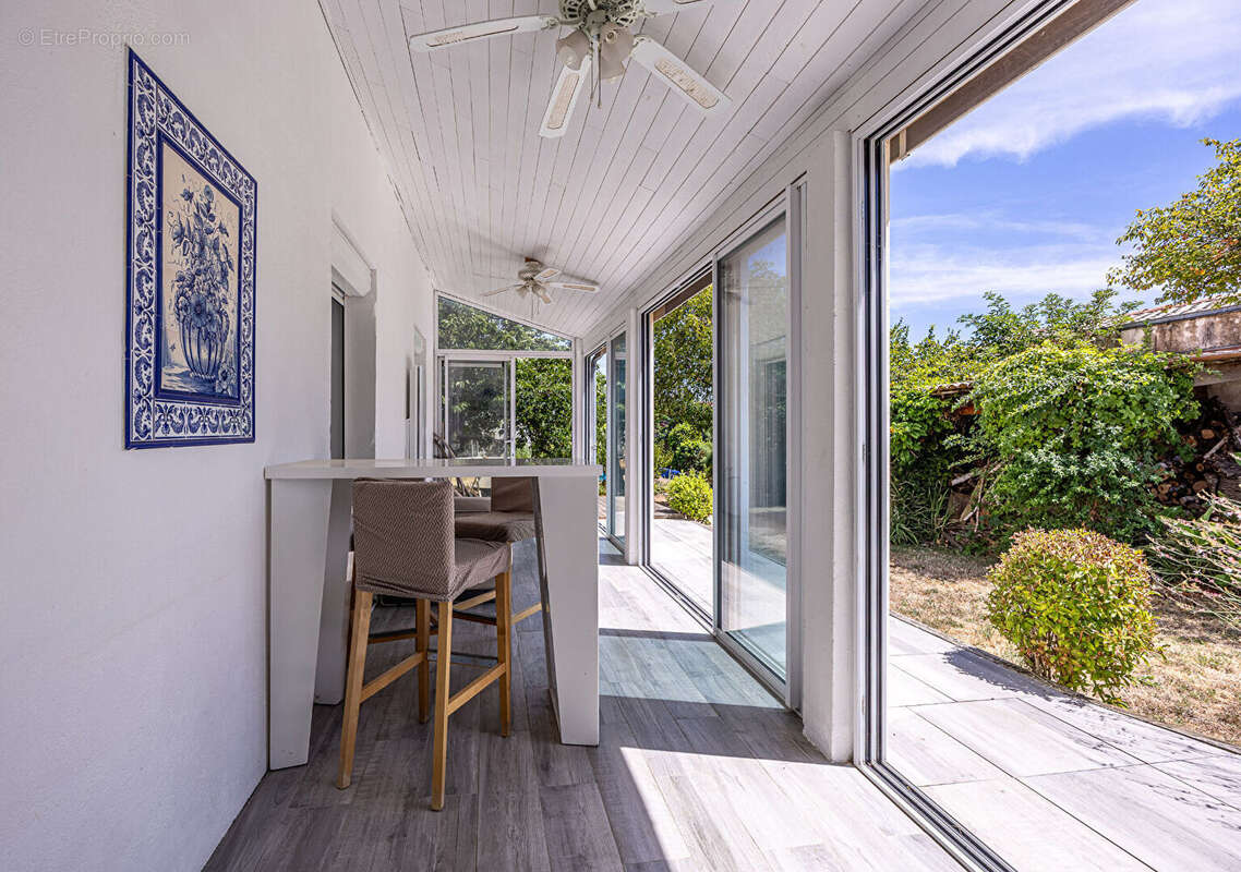 Maison familiale avec cachet, beau jardin, piscine - photo 5