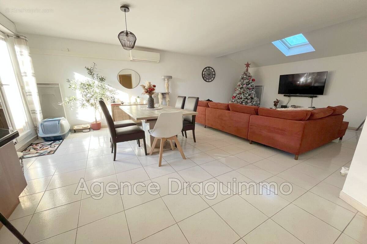 Appartement à DRAGUIGNAN