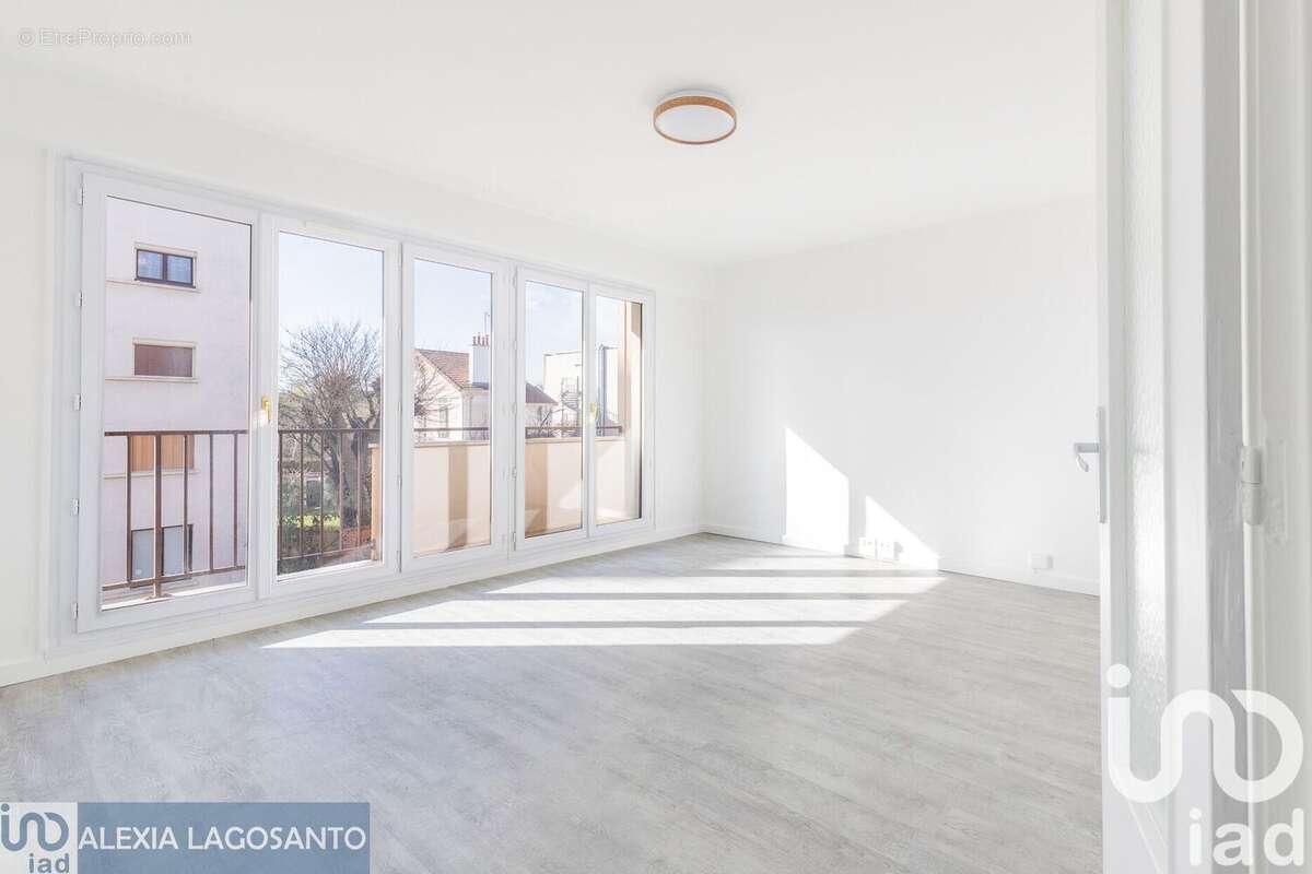 Photo 9 - Appartement à SAINT-MAUR-DES-FOSSES