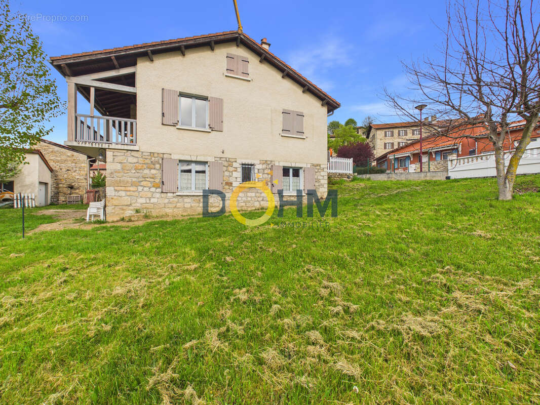 Maison à BLAVOZY
