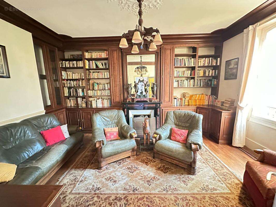 Maison à MANTES-LA-JOLIE