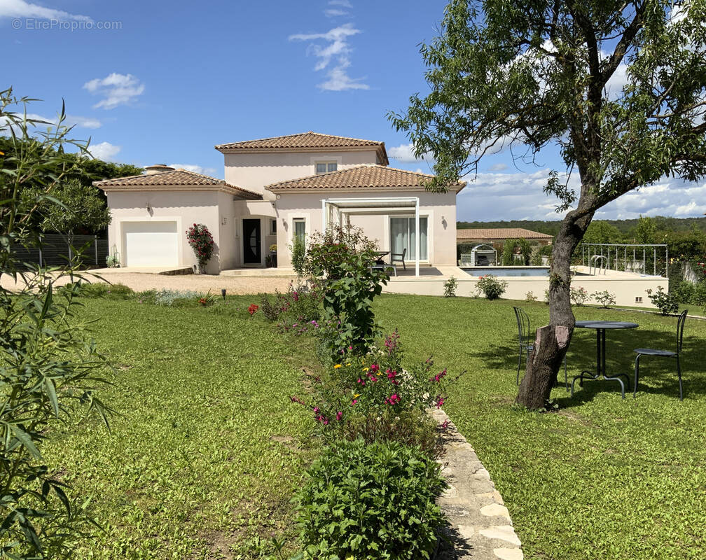 Maison à UZES