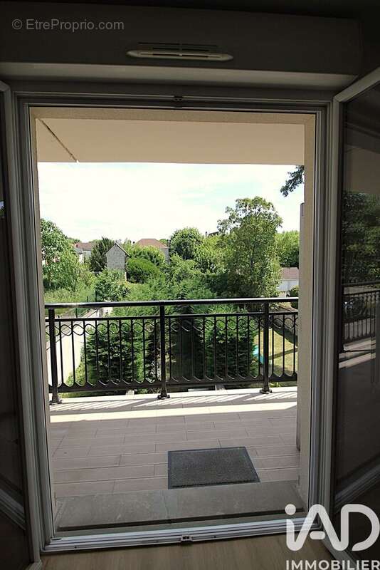 Appartement 70 m² à Boissy-Saint-Leger  - photo 7
