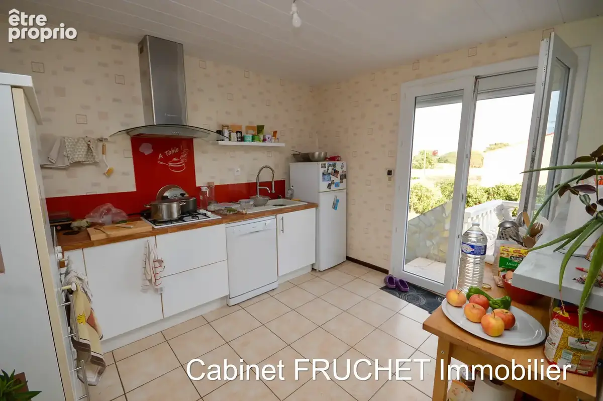 CHANTONNAY - Maison lumineuse de 3 ch avec un sous-sol complet - photo 7