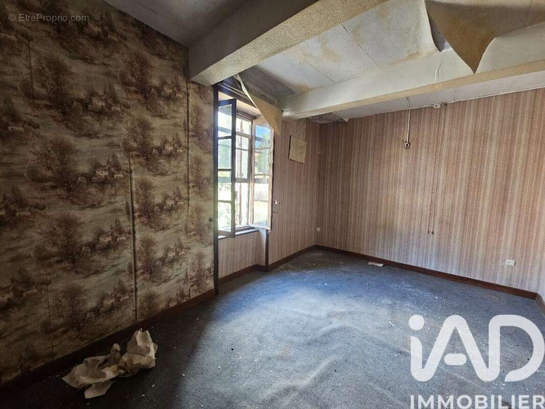 Photo 7 - Maison à CREISSAN