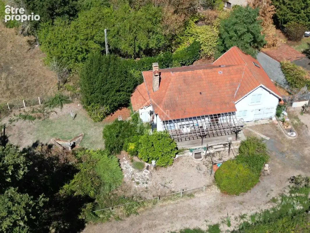 Photo Terrain à Saligny-Sur-Roudon au prix de 38 500€