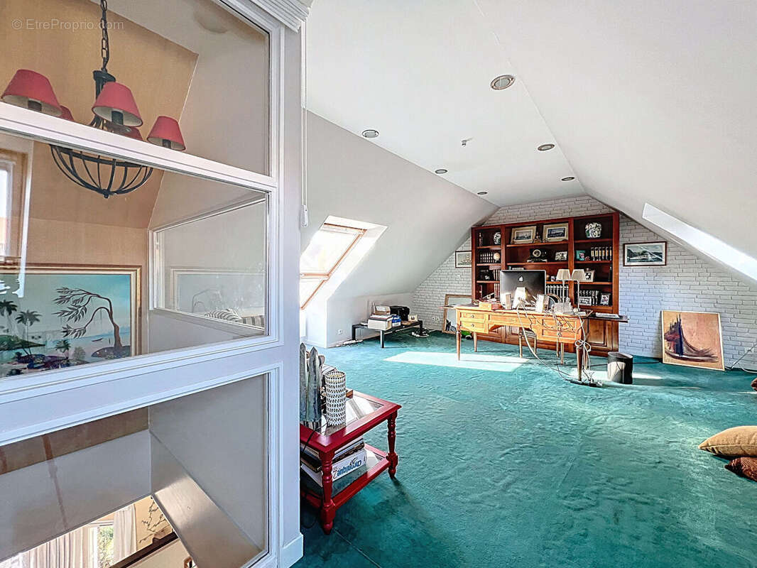 Maison à RUEIL-MALMAISON