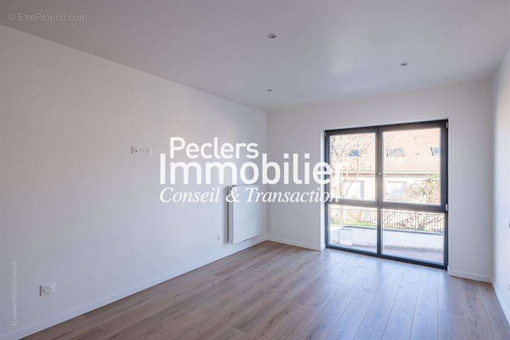 Maison à NANTERRE