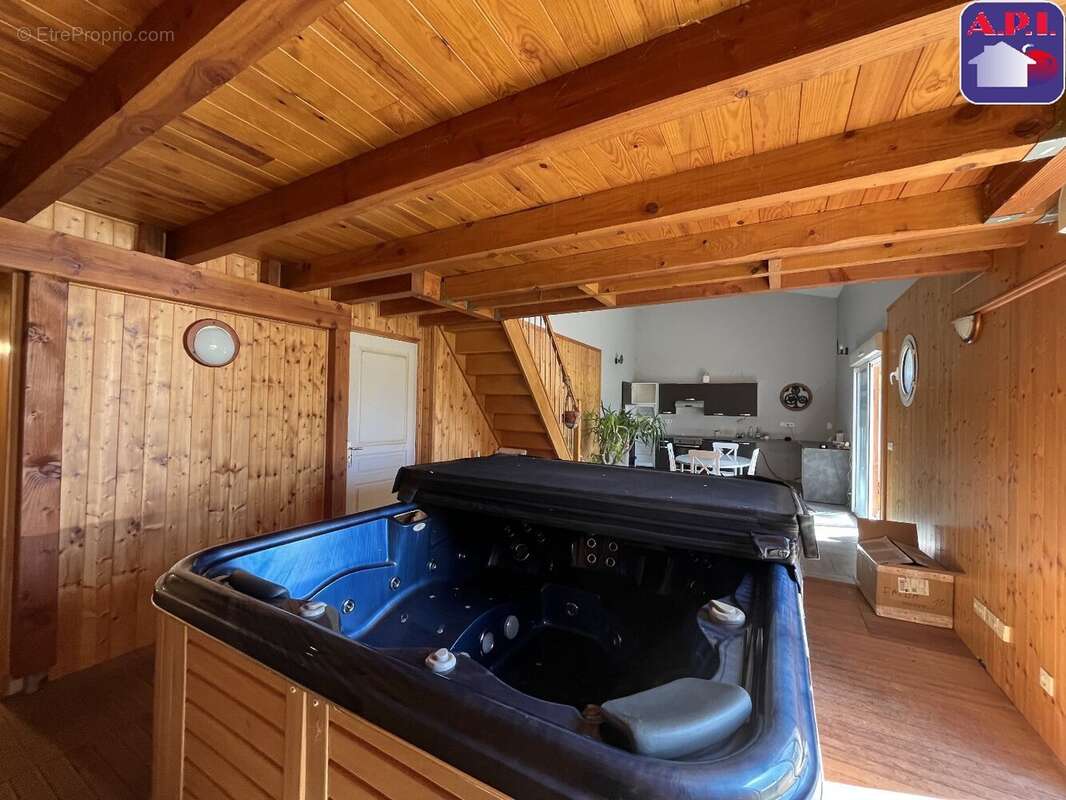 Maison à SAINT-JEAN-DU-FALGA