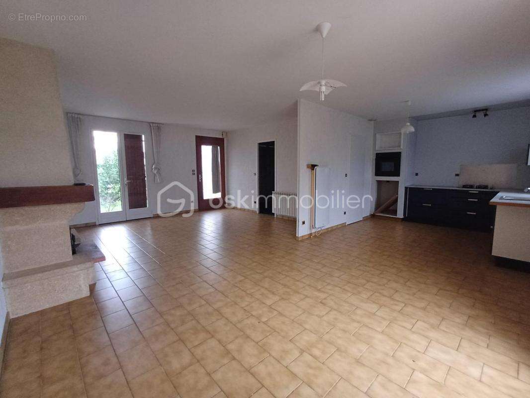 Maison à CHATELLERAULT