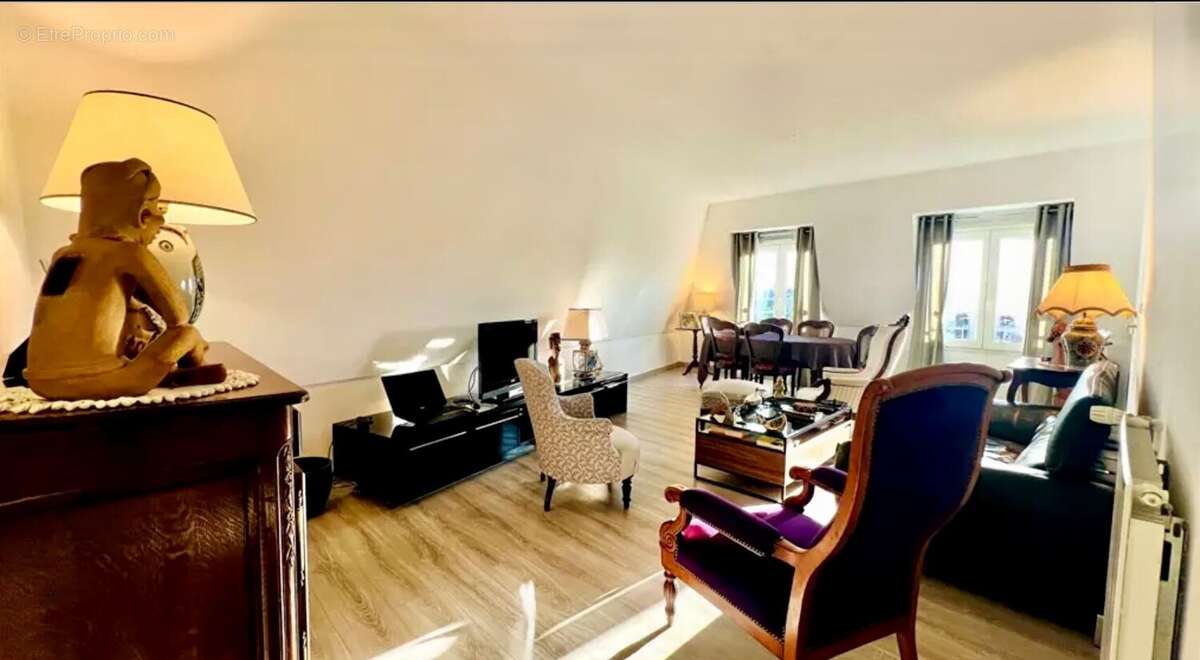 Appartement à SAINT-FARGEAU-PONTHIERRY