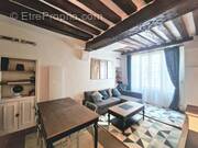 Appartement à PARIS-4E