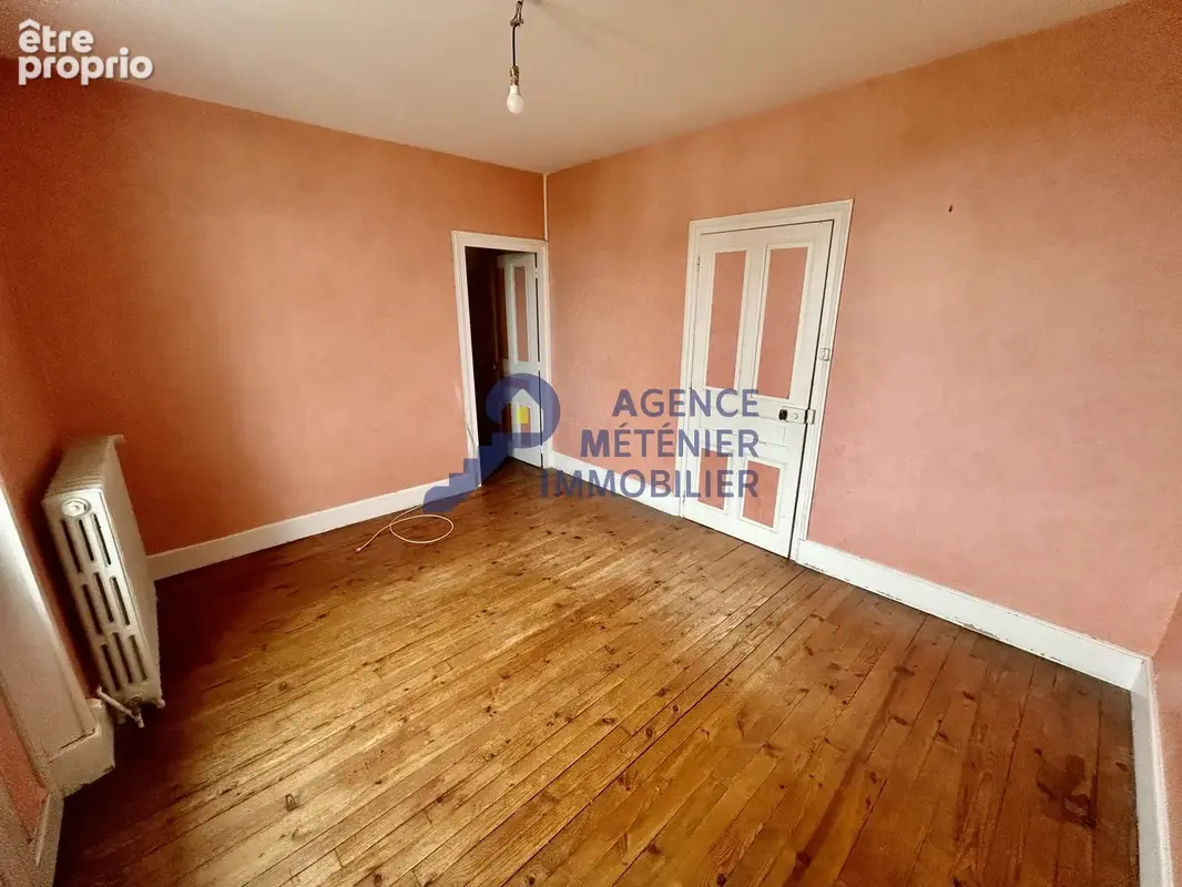 Maison avec 3 chambres, sous-sol, garage et beaux volumes à aménager - photo 17