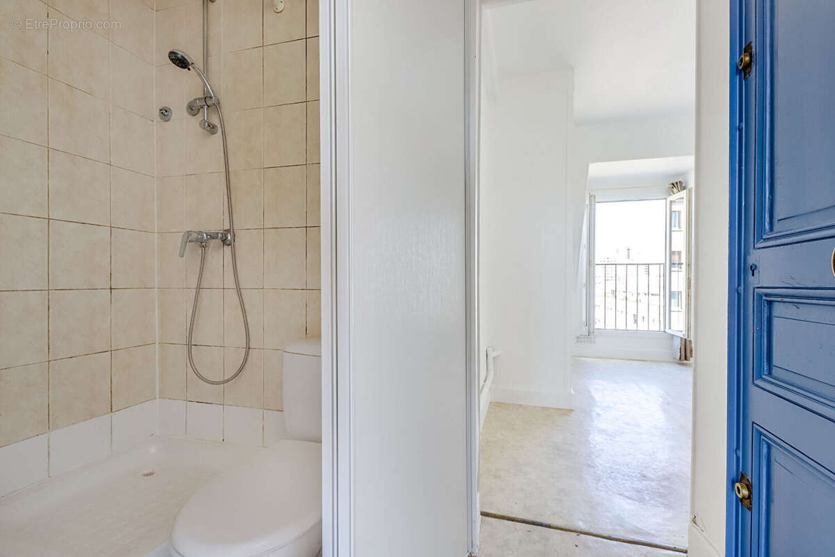 Appartement à PARIS-14E