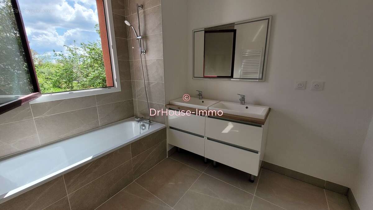 Maison 83 m² à Merignac  - photo 33