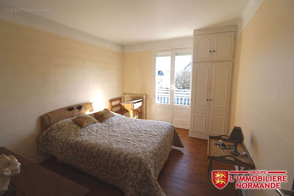 Maison à PONT-DE-L&#039;ARCHE