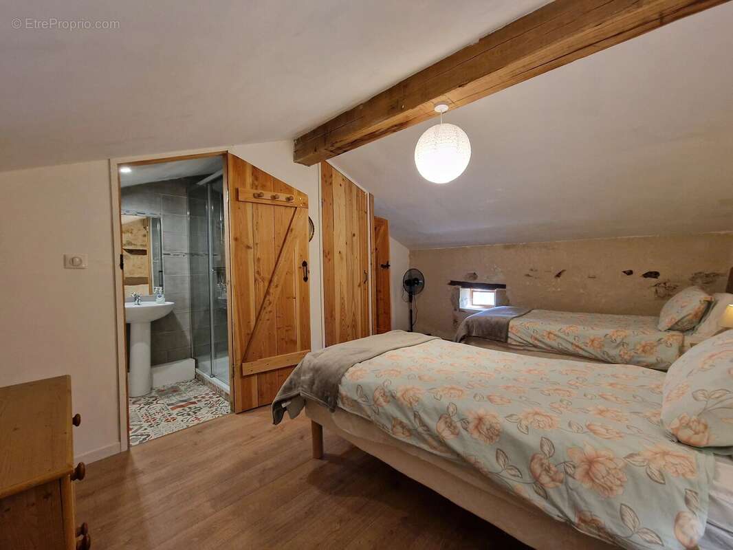 Maison à LAUZUN