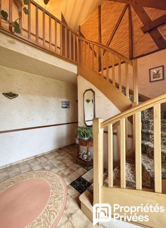 Maison à MASSAY