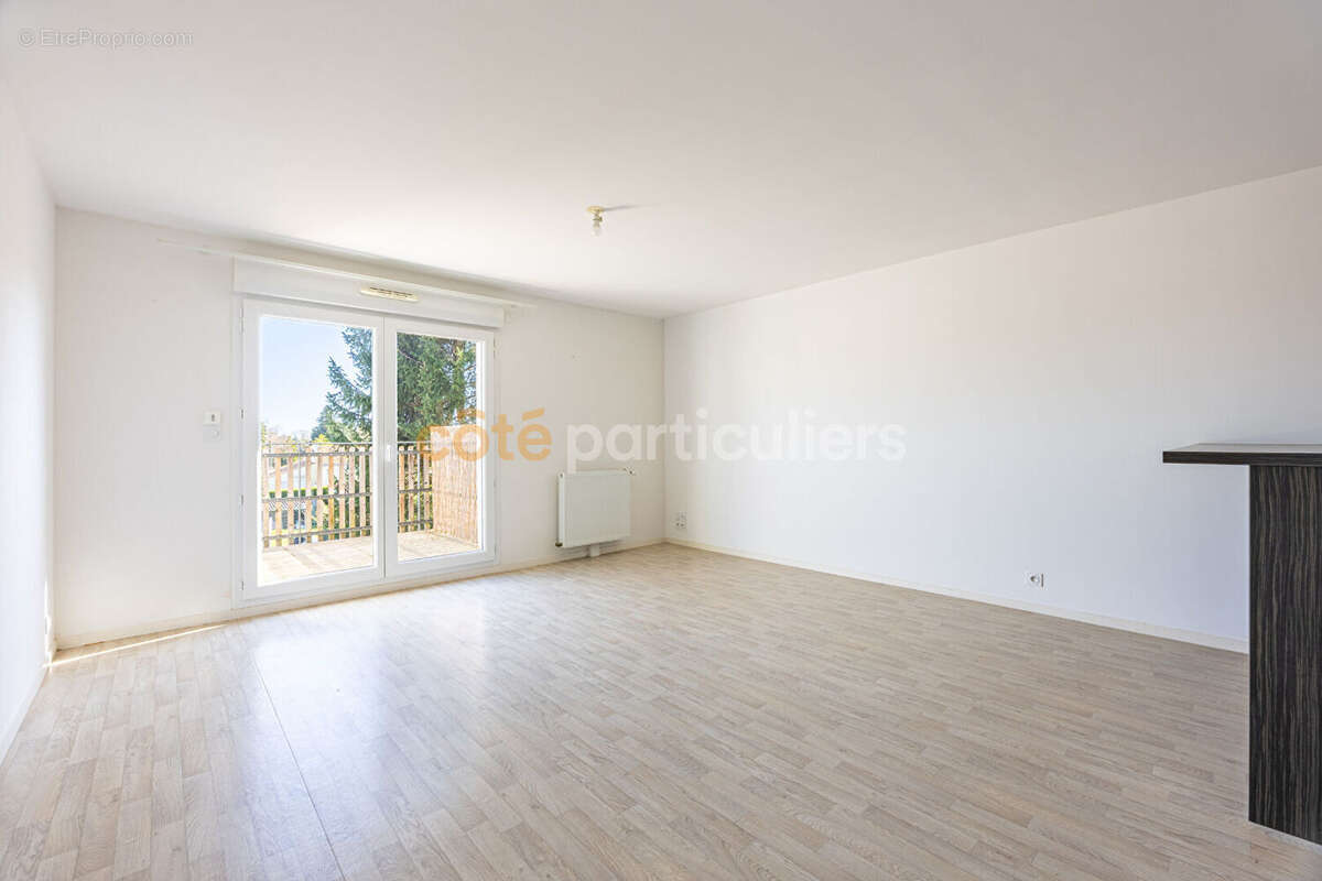 Appartement à BOUAYE