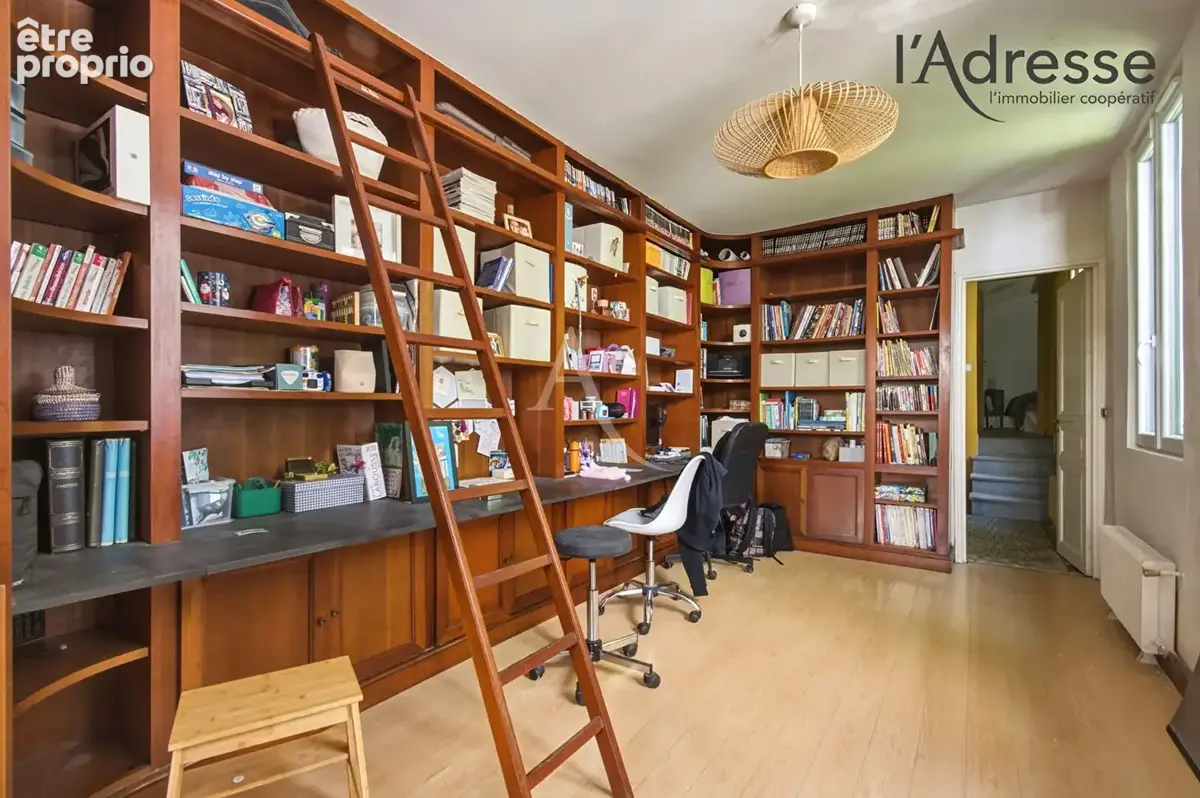 Maison familiale de 180m² avec jardin de 392m² ! - photo 7
