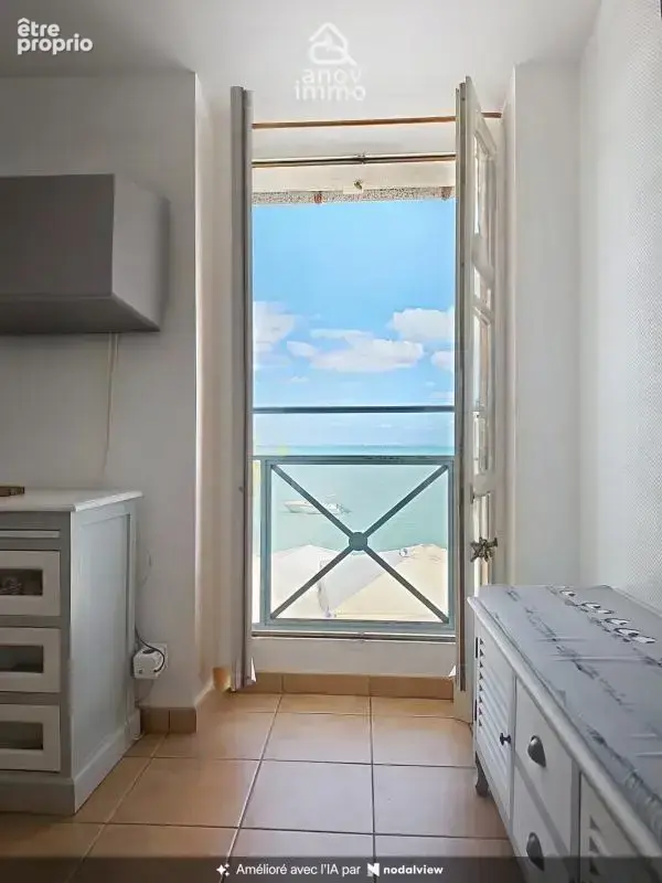 LA FLOTTE centre T2 avec chambre et coin nuit  44m2 vue mer - photo 3