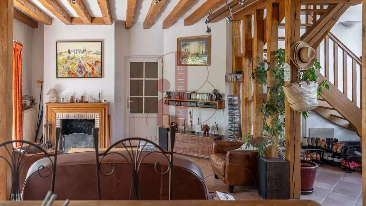 Maison à BOURRON-MARLOTTE