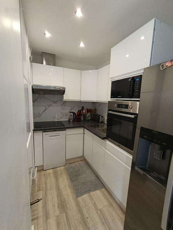 Appartement à COMBS-LA-VILLE