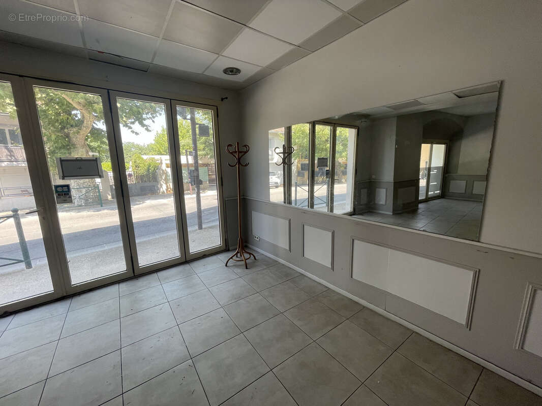 Saint-romain en viennois /maison de village 190m2 (murs commerciaux + appartement) - photo 4