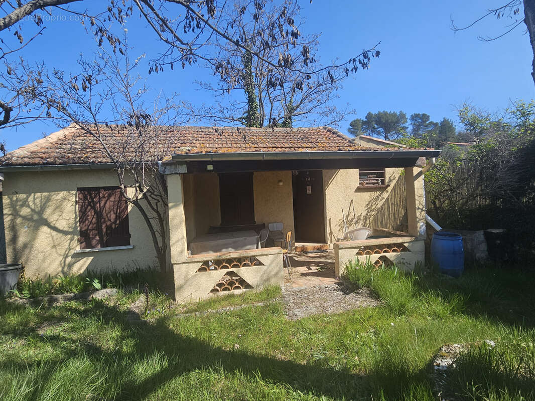 Exclusivite flayosc cabanon de loisirs avec terrain - photo 13