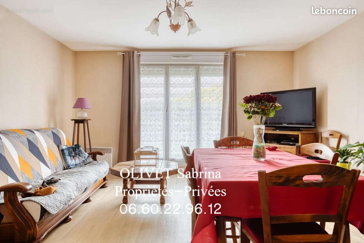 Appartement à VAL-DE-REUIL