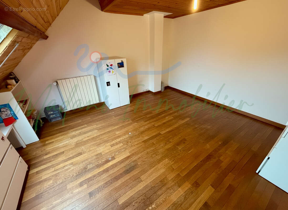 Maison à BENNECOURT