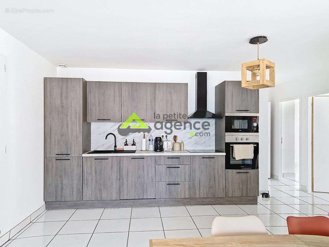 Maison à SAINTE-FEYRE