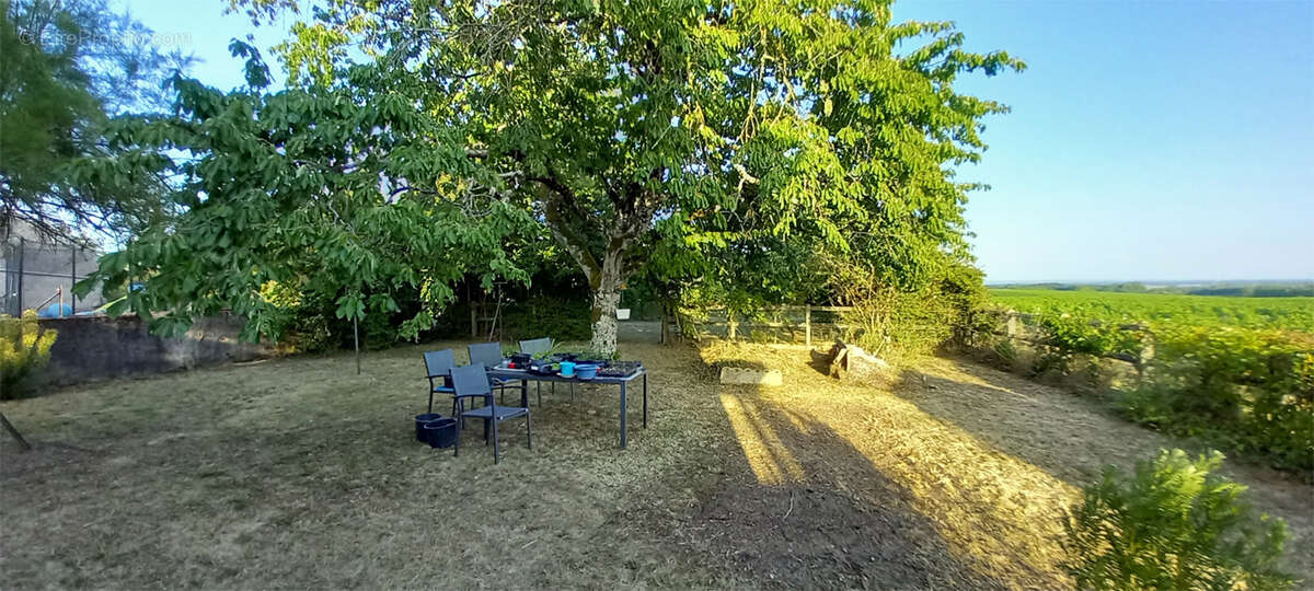 Maison à POUILLY-SUR-LOIRE