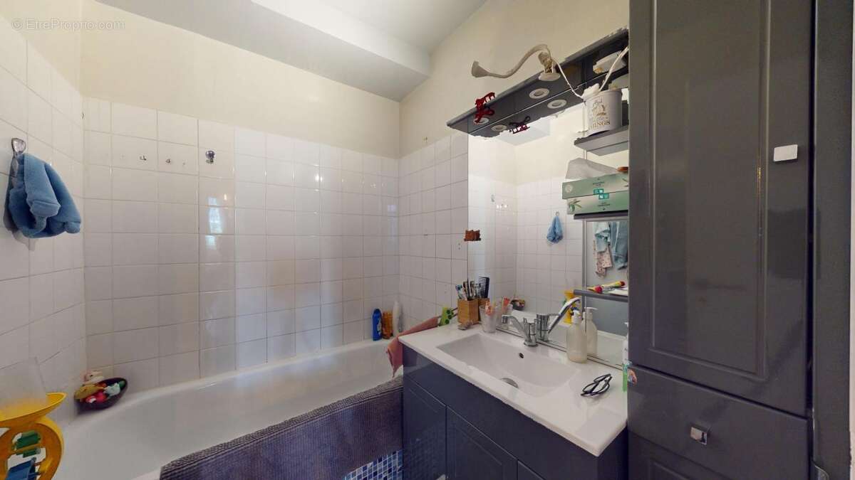 Appartement à LYON-5E