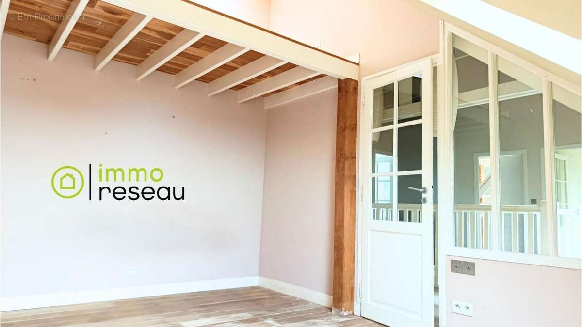 Maison à BRETTEVILLE-SUR-AY