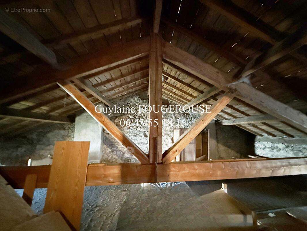 Maison à SAINT-ANTHEME