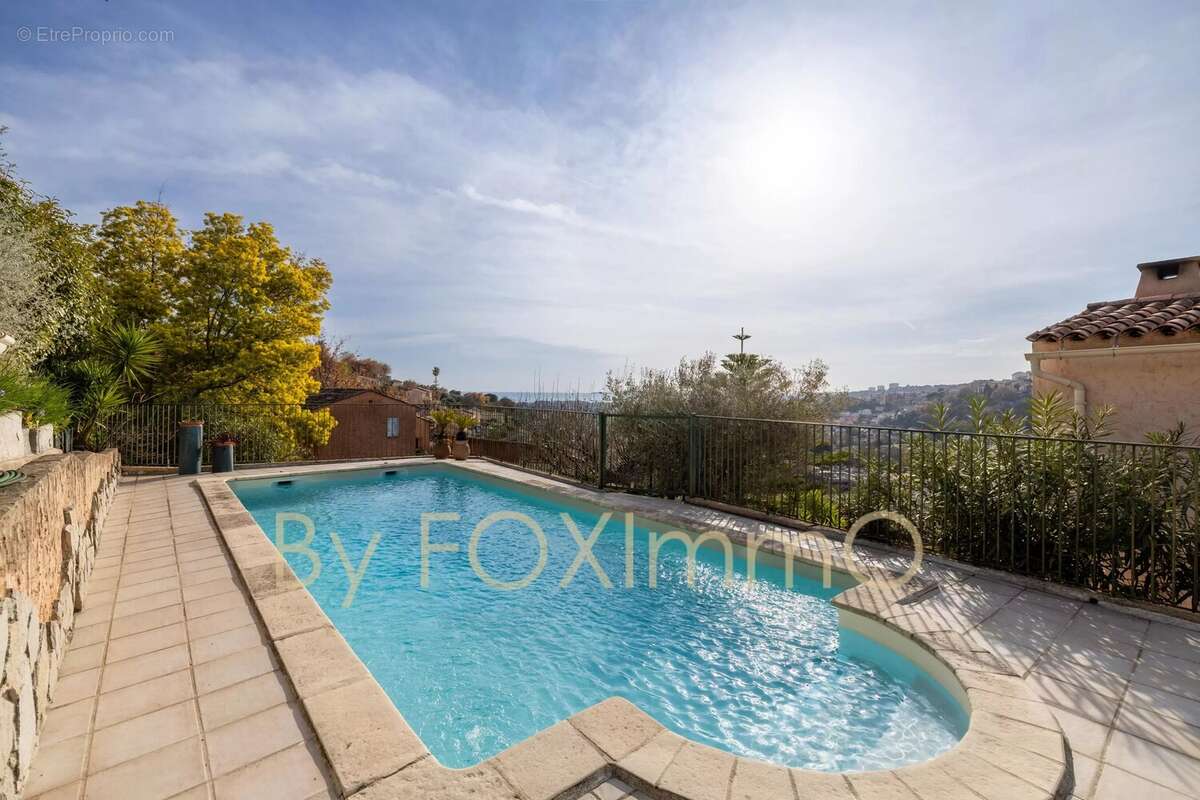 Maison à CAGNES-SUR-MER