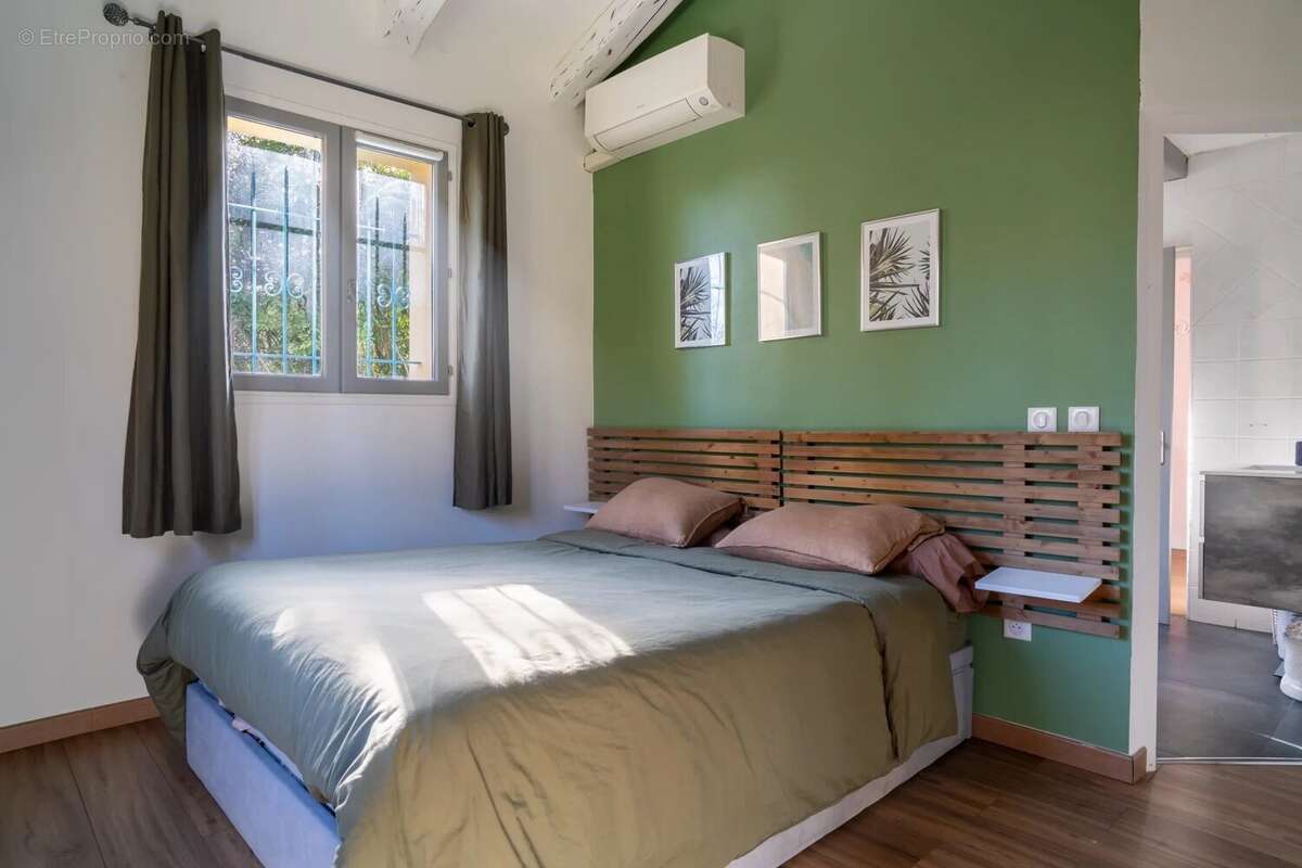 Maison à TOURRETTES-SUR-LOUP