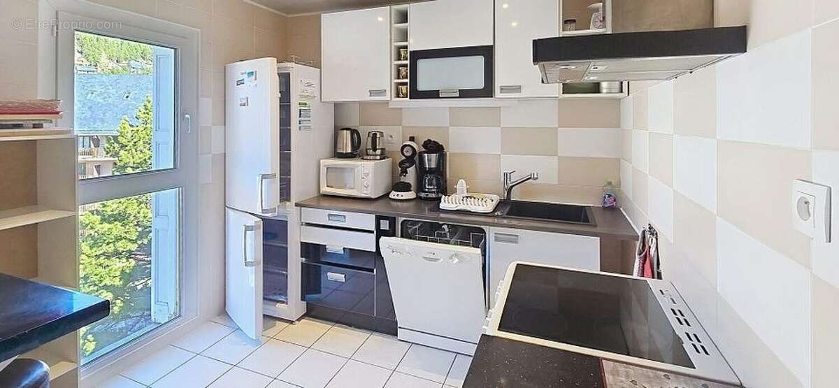 Appartement 76 m² à Les Angles  - photo 3