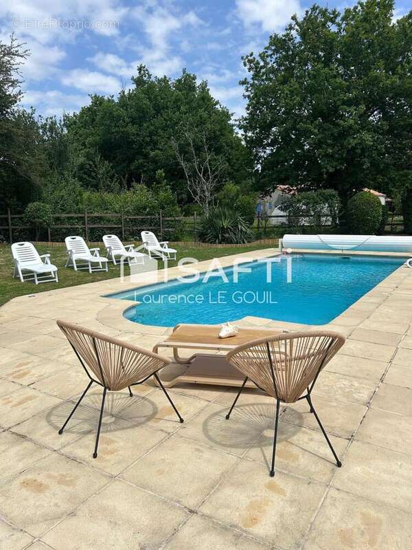 Photo 2 - Maison à LA CHAPELLE-HERMIER