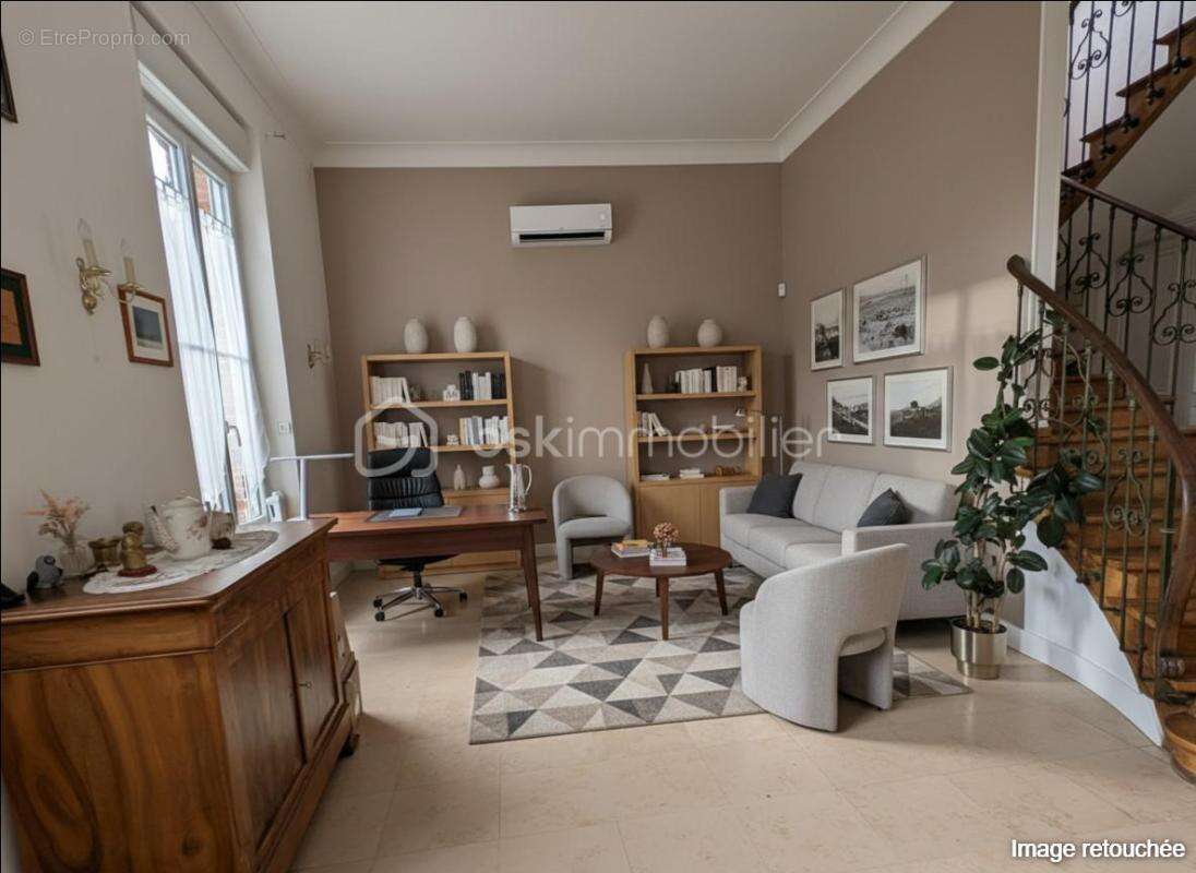 Maison à PONT-SUR-YONNE