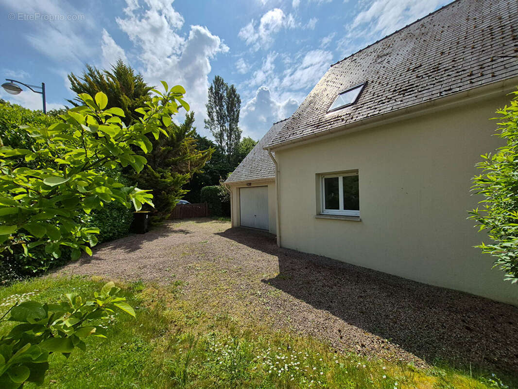 Maison à RUFFIAC