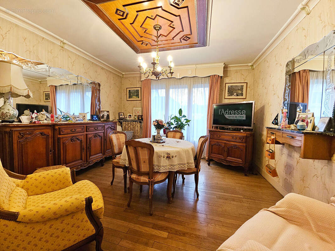 Maison à NOISY-LE-GRAND