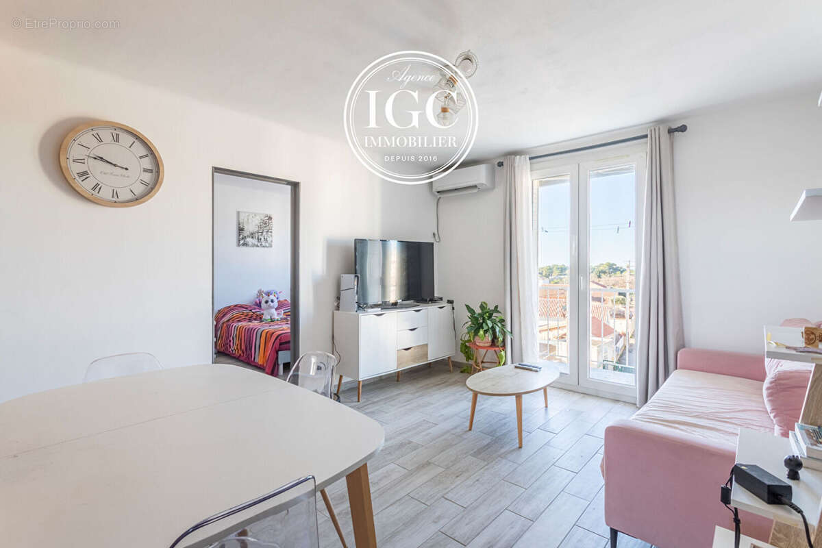 Appartement à CARRY-LE-ROUET