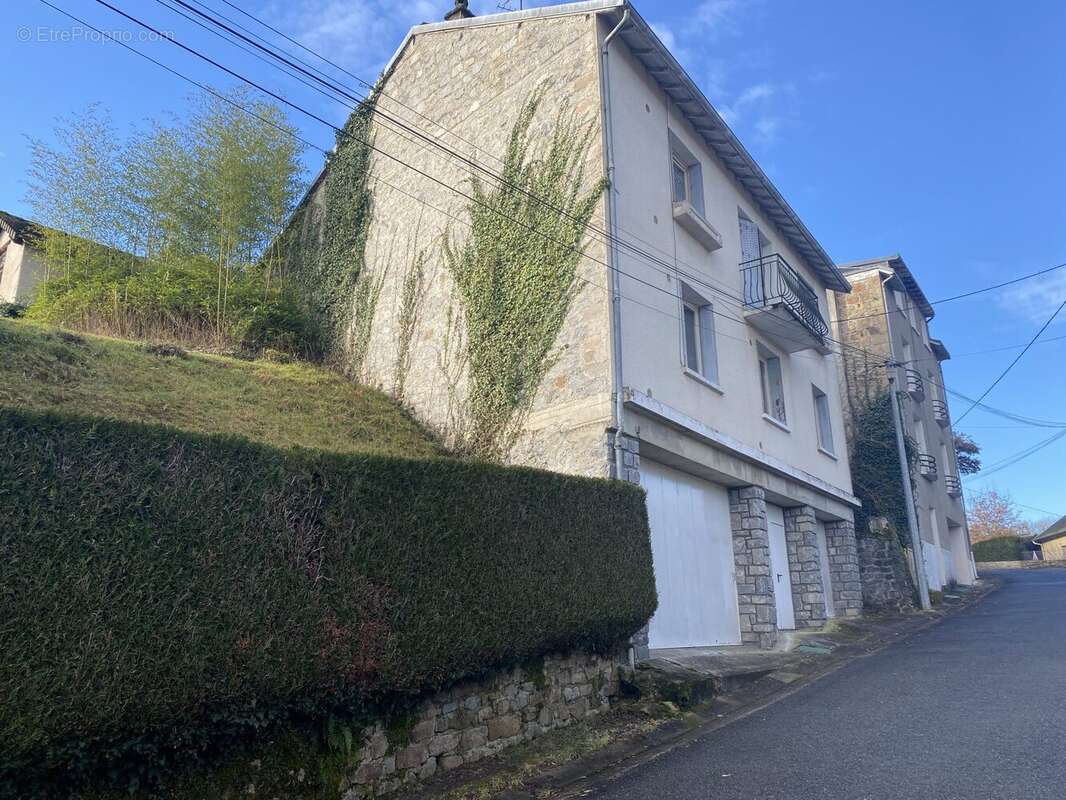Appartement à EYMOUTIERS